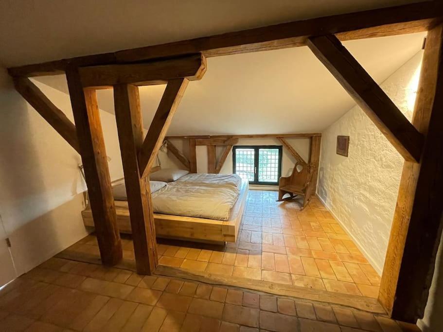 Grosse Wohnung Mit Loggia Templin Exterior photo